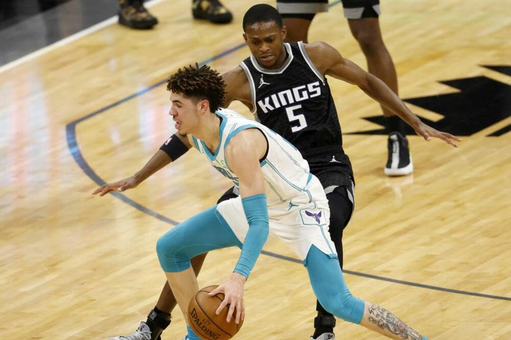 STRAŠAN MALER ZA PRVOG KANDIDATA ZA RUKIJA GODINE: LaMelo Belo završio sezonu zbog preloma zgloba!