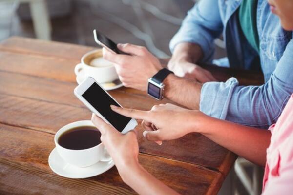 TROŠKOVI ROMINGA MOGU DA BUDU PAPRENI! Evo šta treba da znate da se ne biste OSNESVESTILI zbog RAČUNA ZA TELEFON!