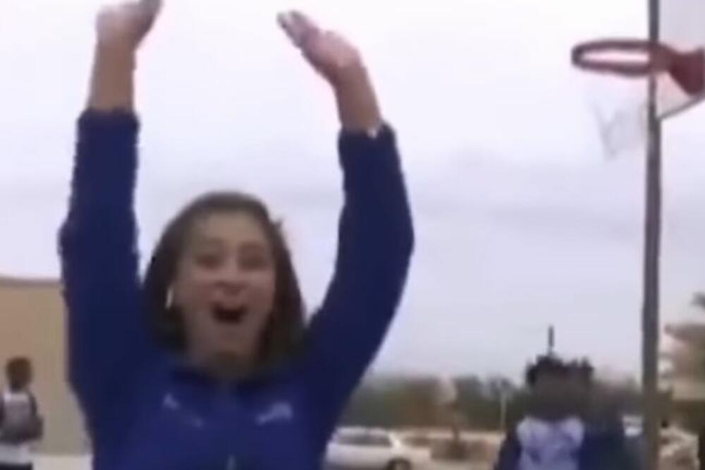 UPUTILA ŠUT, PA SLAVILA, MEĐUTIM, MOŠA: Blam u programu uživo! (Video)