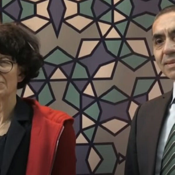 PAR KOJI MENJA SVET: Prvo su napravili vakcinu protiv korone, a sada rade na vakcini protiv RAKA!