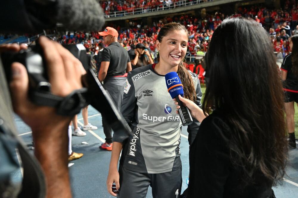 SPORTSKE NOVINARKE U FRANCUSKOJ DIGLE GLAS PROTIV SEKSIZMA: Nismo inferiorne, želimo da budemo u prvom planu!