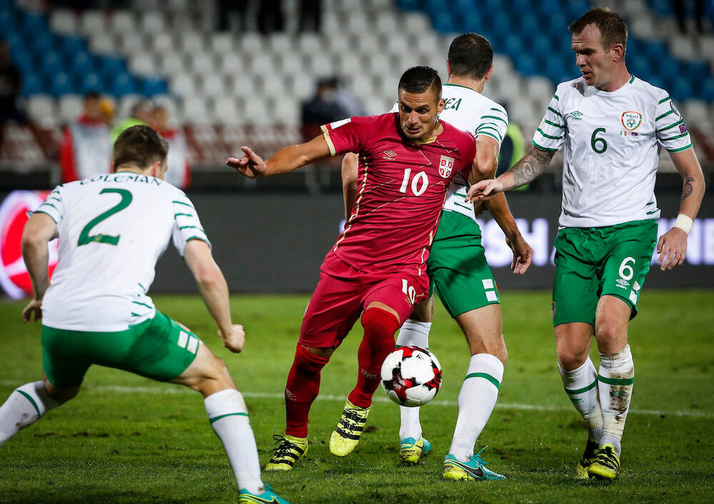 Šejmus Kolmen, Dušan Tadić