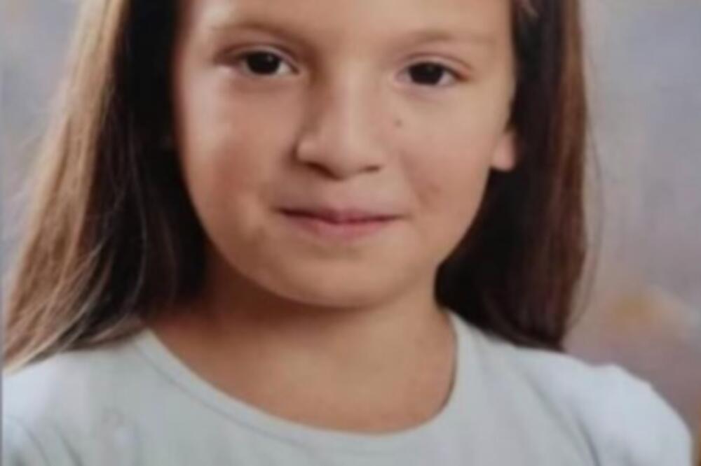 NESTALA VALENTINA BOGAVAC (12) IZ PODGORICE: Ukoliko je vidite prijavite policiji!