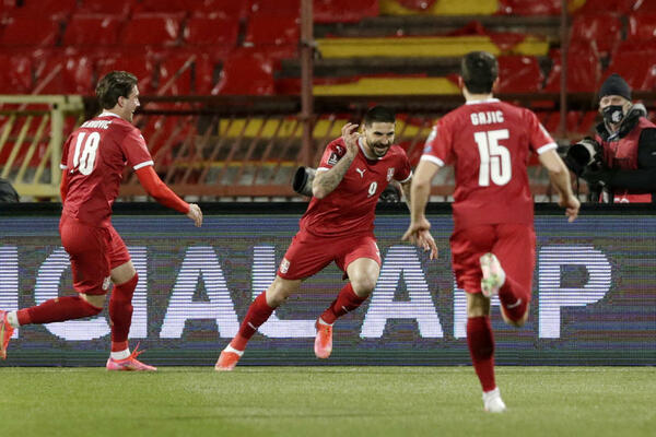 MITROVIĆ SE ZAHVALIO GROBARIMA NA PODRŠCI: Hvala puno i vidimo se