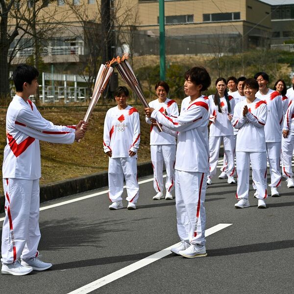 STOPIRANJE ŠTAFETE: Korona preti Japancima, pa Olimpijska baklja mora na pauzu nekoliko dana!
