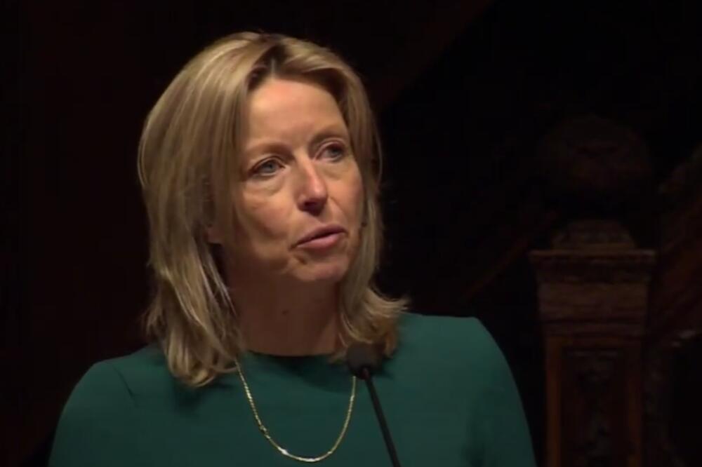 PREGOVORI O VLADI PAUZIRANI U HOLANDIJI: Ministarka Olongren pozitivna na KORONA VIRUSA!