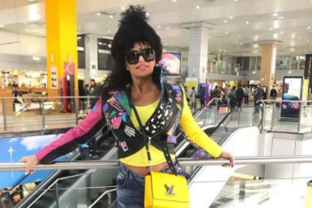 OVO JE NJENA OAZA MIRA! LIDIJA VUKIĆEVIĆ OTVORILA VRATA SVOGA DOMA: Prostor odiše umirujućom ENERGIJOM!