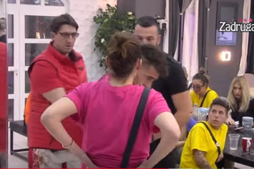 VLADIMIR TOMOVIĆ NAPUŠTA BELU KUĆU ZBOG TUČE: Obratio se PORODICI, pozvao ih da DOĐU da ga vide!