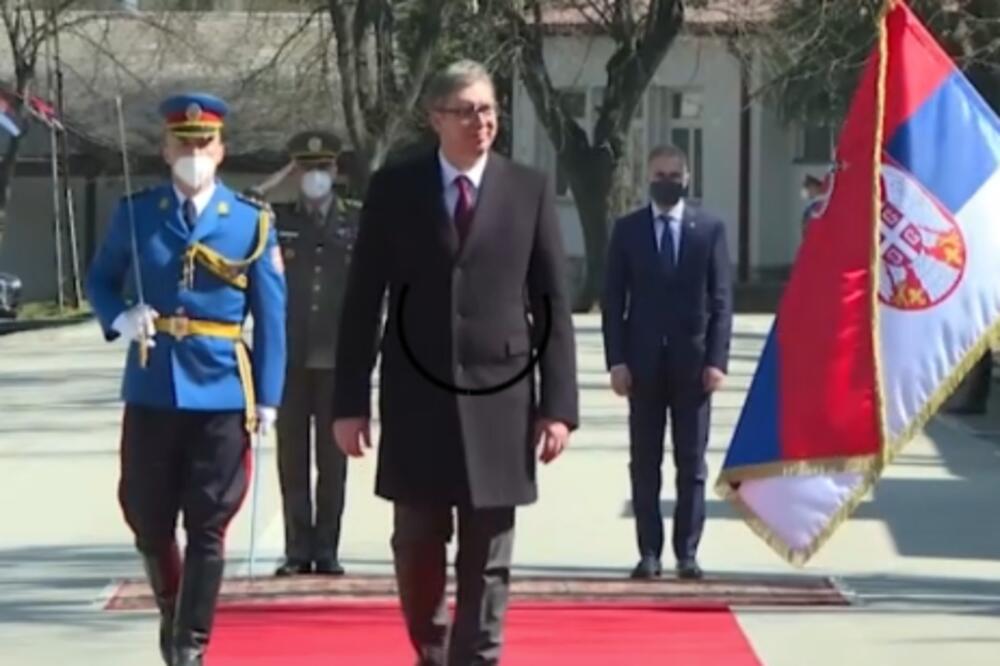 DEO JEDINICA VOJSKE SRBIJE PREDSTAVIO SVOJE SPOSOBNOSTI: Prikazu prisustvovali Vučić i ministar odbrane Kine(VIDEO)