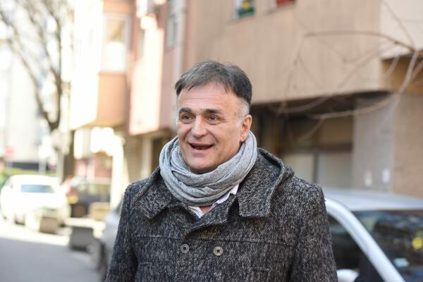 OSTAĆETE U ŠOKU KADA VIDITE KOLIKO GODINA ZAPRAVO IMA BRANISLAV LEČIĆ: Šok nad šokovima