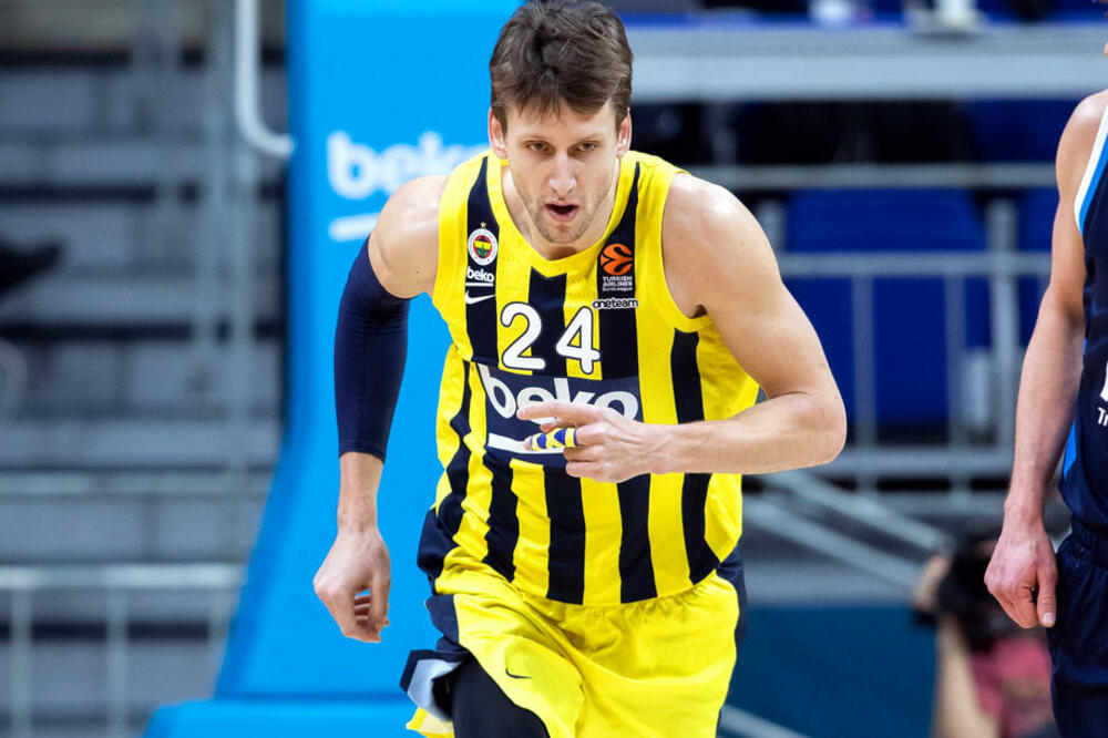 HOĆE LI VESELI U PARTIZAN? Miško Ražnatović otkrio sudbinu svog najnovijeg klijenta!