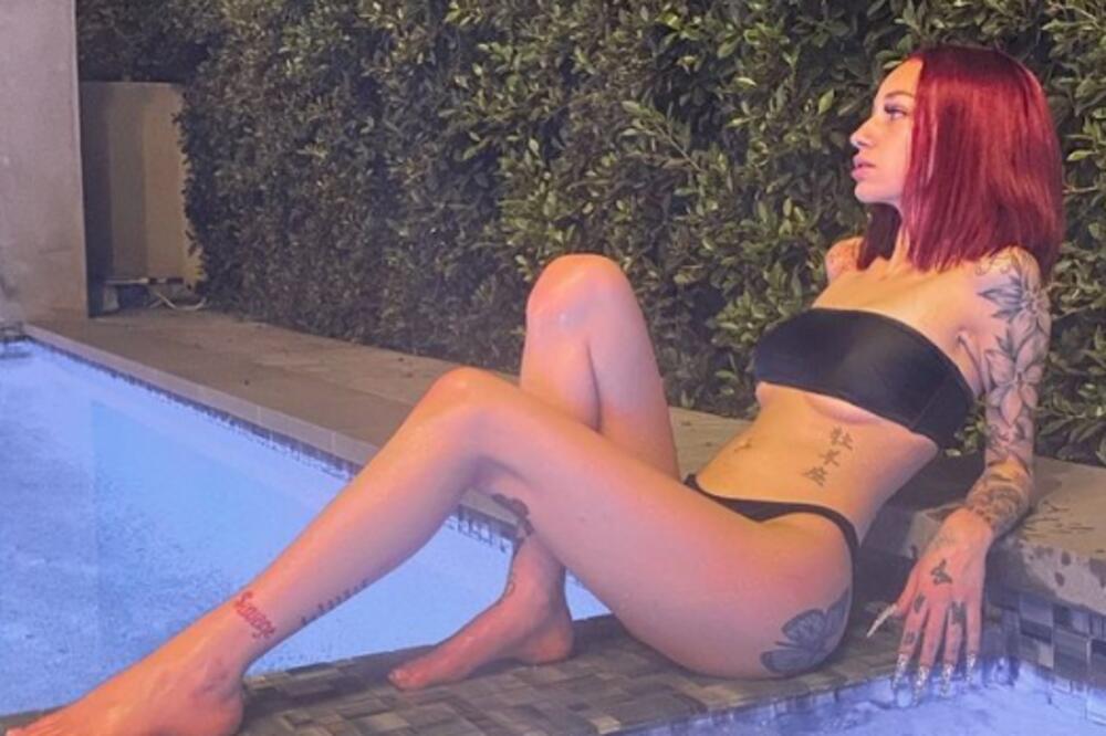 PROBLEMATIČNA MLADA PEVAČICA PROŠLA JE KROZ PAKAO: Oteli su je sa 13 godina, MUČILI SU JE I BRUTALNO KAŽNJAVALI!