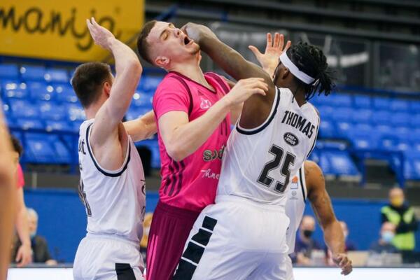 PARTIZAN U USPONU: Savladana Mega, crno-beli odbili nalet domaćih u finišu! Jaramaz i Dangubić blistali! (VIDEO)