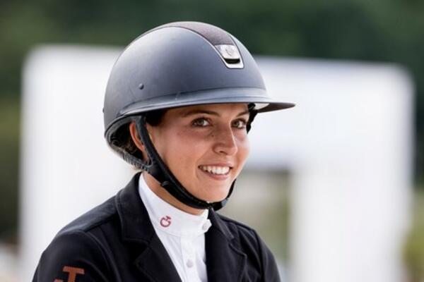 OVO JE PRELEPA ĆERKA POGINULOG PETRA KELNERA: Ona je REPREZENTATIVKA ČEŠKE (FOTO)