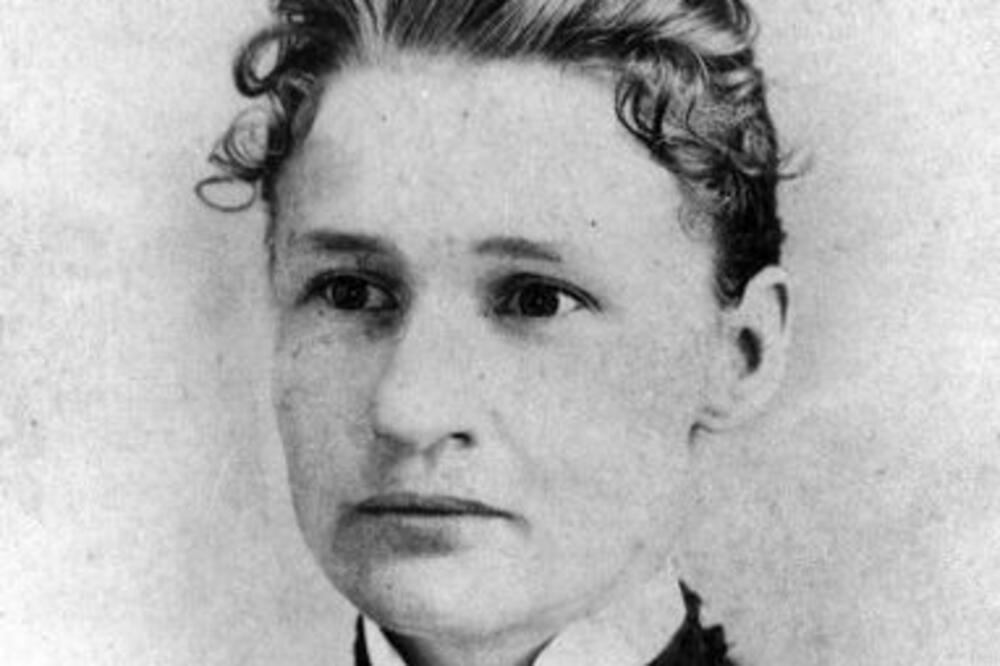 PODVALA KOJA IH JE SKUPO KOŠTALA: Pokušali su da PONIZE žene, a zauzvat su poboljšali njihova PRAVA! (FOTO)