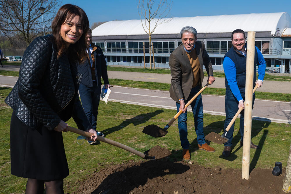 POČELA REALIZACIJA PROJEKTA „OZELENI STARI GRAD“ U SARADNJI SA MINISTARTSVOM ZAŠTITE ŽIVOTNE SREDINE