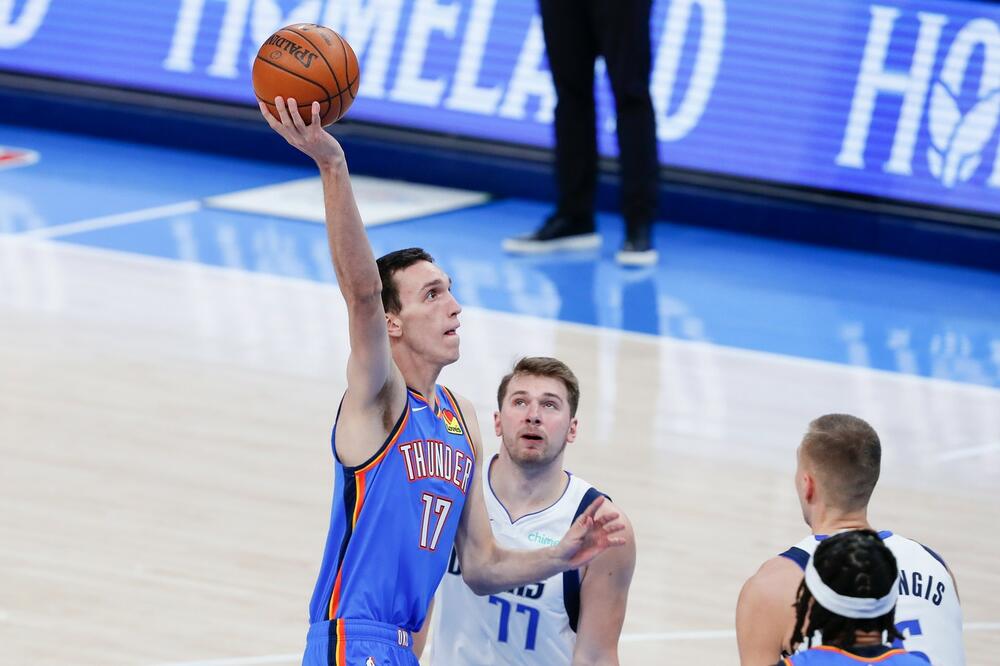 POKUŠEVSKI NA DVA POENA OD REKORDA: Bjelica debitovao u pobedi, Bobiju malo minuta, Bruklin nezaustavljiv!