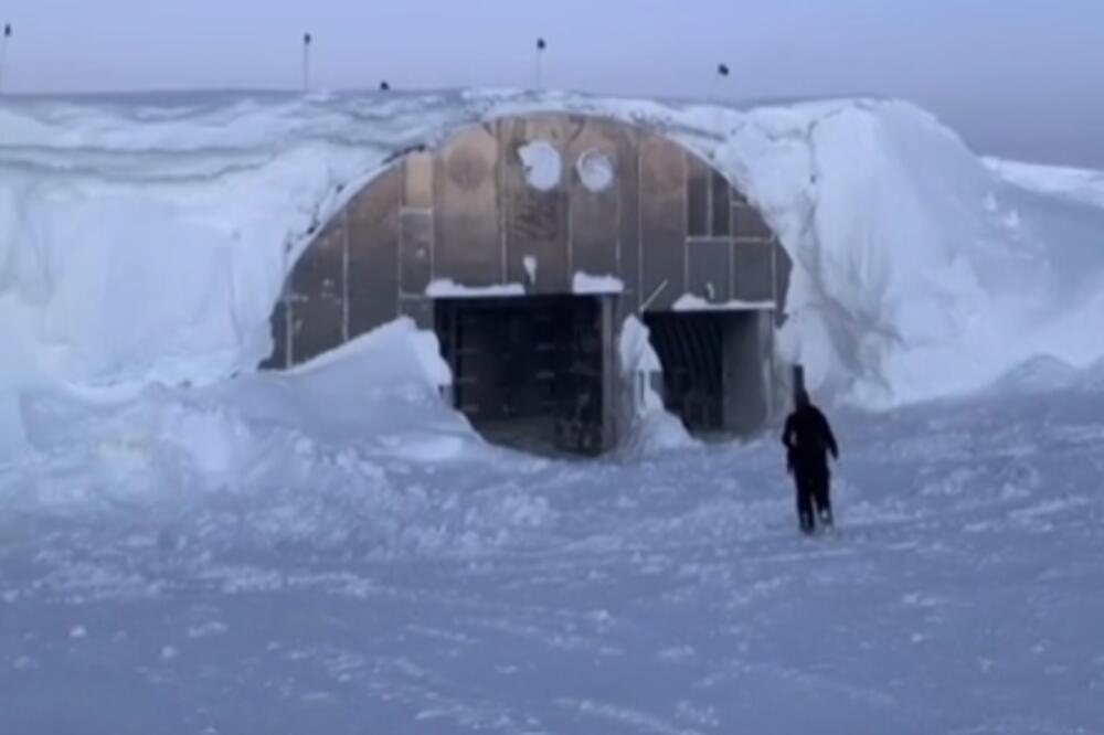 KAKO IZGLEDA ŽIVOT NA ANTARKTIKU? TONI JE NA JUŽNOM POLU VEĆ OSAM MESECI: Napolju "prijatnih" - 50 stepeni! (VIDEO)