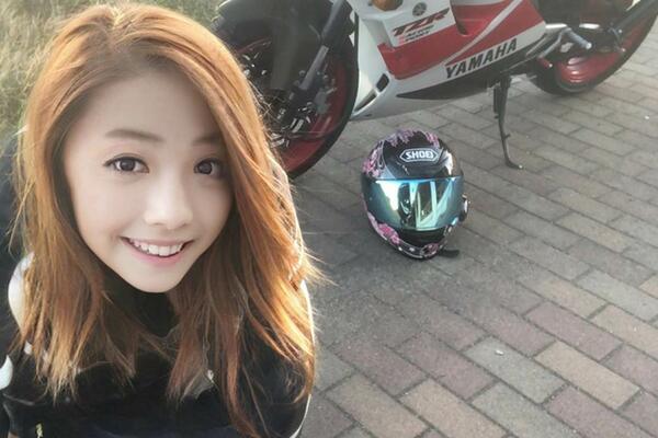 KAKAV SKANDAL! BAJKERKA IZ JAPANA PREVARILA CEO SVET, MNOGI ZANEMELI OD ŠOKA: Kad skine kacigu, PRENERAZITE SE!