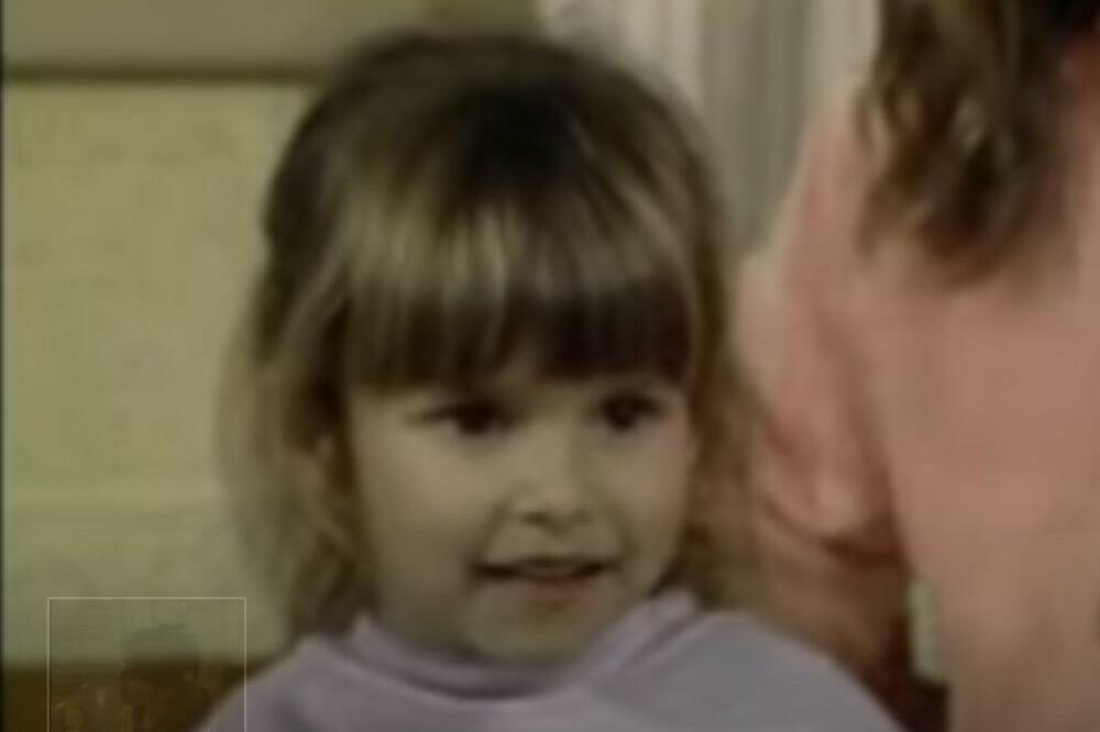 UBISTVO DETETA KOJE JE ZAPANJILO SVET: Vlastiti OTAC joj ispalio metak u glavu, pa živeo sa NJIHOVIM LEŠEVIMA