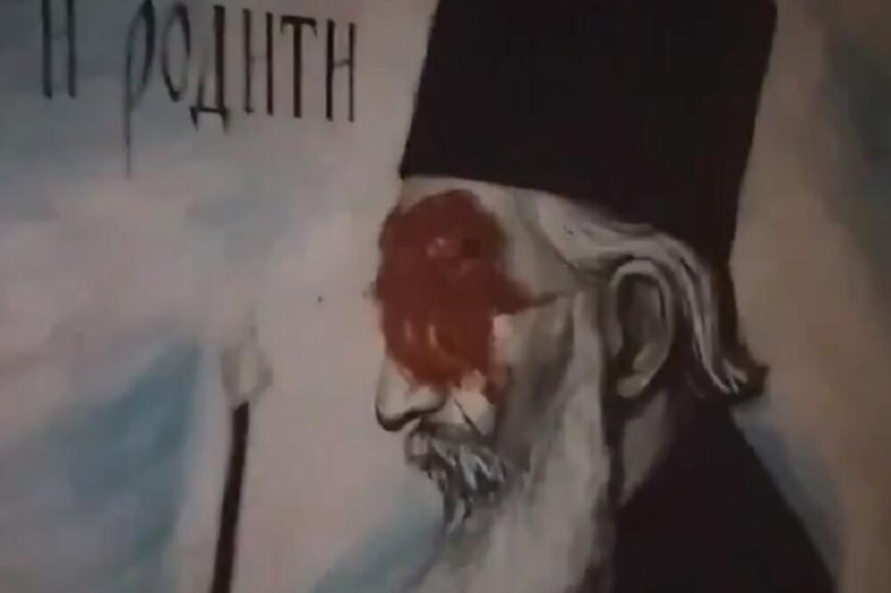 JEZIVO OSKRNAVLJEN MURAL PATRIJARHA PAVLA: Ovo može da uradi samo potpuno BOLESNA OSOBA! (VIDEO)