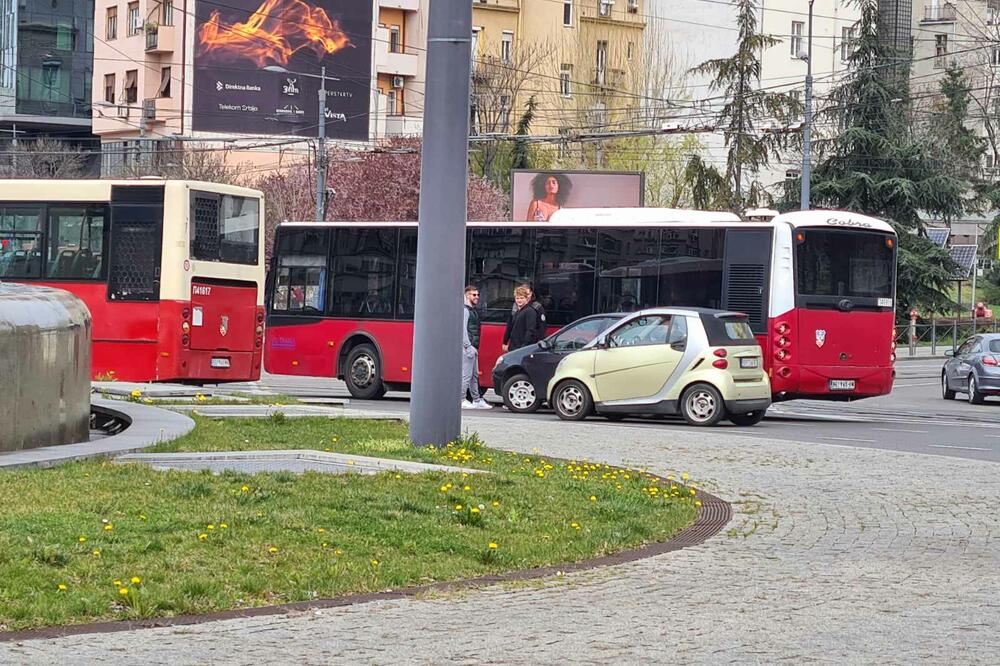 KOLAPS U CENTRU BEOGRADA: Tramvaji blokirani, saobraćaj OTEŽAN, sudar je KRIV