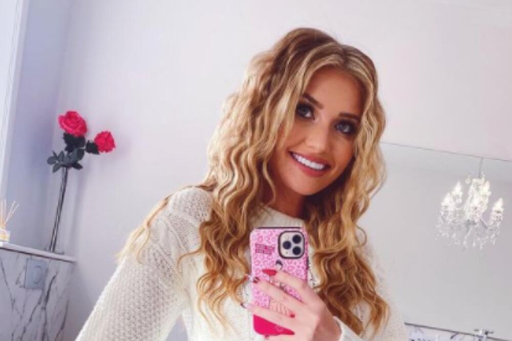 EMI (28) NIKADA NIJE IMALA DEČKA I NEVINA JE: Odlučila se na OGROMAN KORAK, ali je mnogi HEJTUJU! (FOTO/VIDEO)