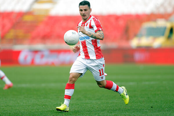 ITALIJANSKI KLUB SE OGLASIO: Falko zarađuje 800.000 evra u Zvezdi, za nas je to ludilo!