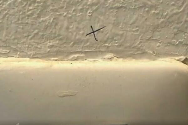 MISTERIJA IKSIĆA: Stanari u strahu, lopovi obeležavaju stanove za pljačku!