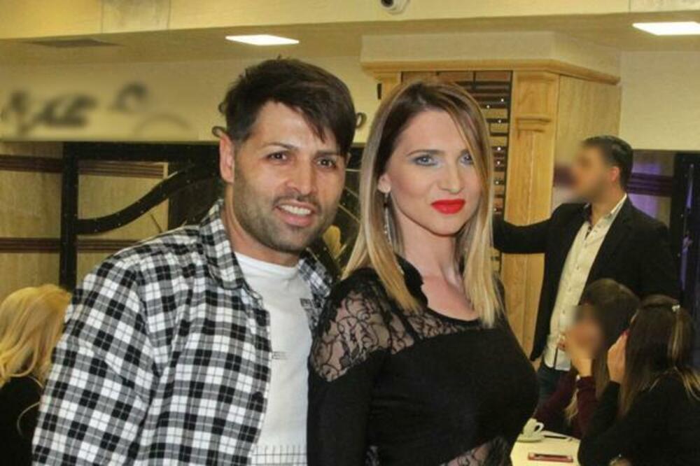 NATALIJI TRIK FX GODINE NE MOGU NIŠTA! GRMI I PUCA U 50, TELO AVION: Stomak ko da nije rađala, komplet zategnuta!