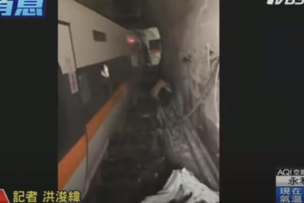 STRAVIČNE SCENE NA TAJVANU, POGINULO 36 LJUDI U UDESU VOZA! Kompozicija iskočila iz šina, KATASTROFA! (VIDEO)