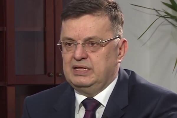 TEGLETIJA I ZVANIČNICI RS ČESTITALI USKRS KARDINALU PUJIĆU I SVIM VERNICIMA: Neka praznik podseti na načela dobrote