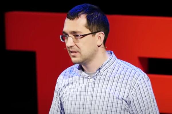 RUMUNSKI MINISTAR ZDRAVLJA KAŽNJEN SA 300 EVRA: Nije nosio zaštitnu masku! (FOTO)