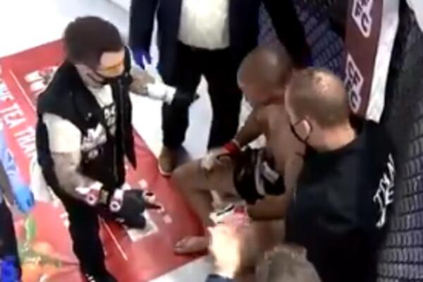 JEZIVE SCENE U OKTAGONU: Dok je borba jedan od boraca nije ni primetio šta mu se dogodilo (VIDEO)