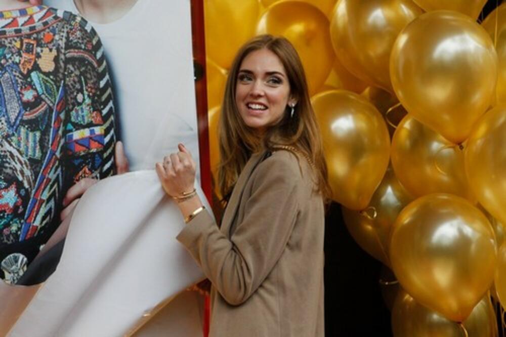 ČUVENA INFLUENSERKA POBESNELA ZBOG ORGANIZACIJE VAKCINACIJE! Svašta je imala da kaže zbog SVOJE BAKE