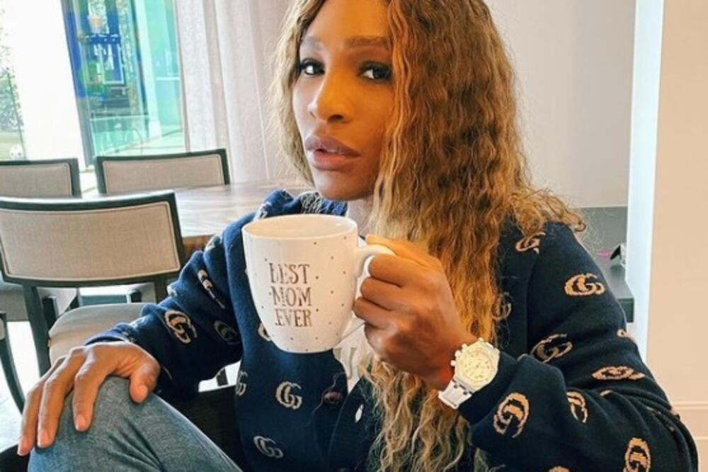 SERENA VILIJAMS GOLA KAO OD MAJKE ROĐENA: Pokazala svoju VELIKU POZADINU i mišiće, svi gledaju u JEDNU STVAR!