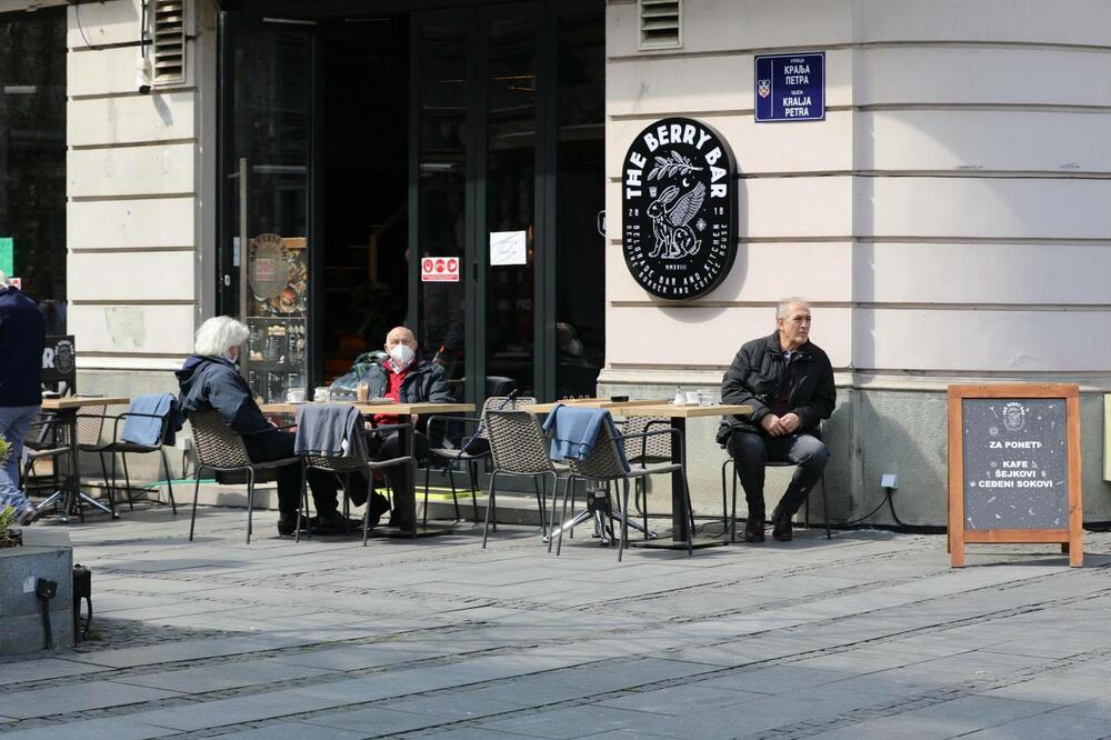 PRED NAMA JE SUNČANO JUTRO, a zatim sledi naoblačenje povremeno sa kišom