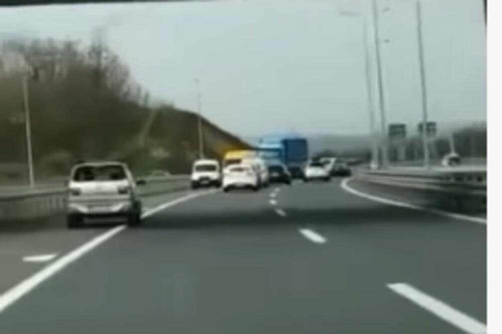 VAŽNO OBAVEŠTENJE ZA VOZAČE: Produženi radovi na autoputu, evo šta se SAVETUJE