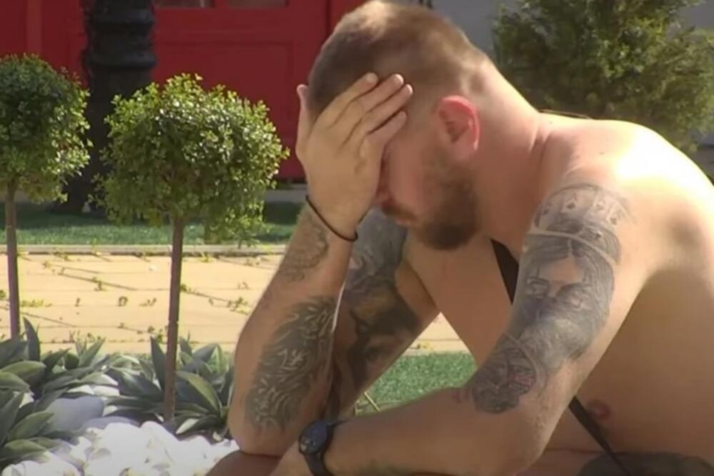 PO PRVI PUT SE OGLASIO JANJUŠEV BRAT! Podelio ŠOK FOTKU, pa spomenuo SNAJKU MAJU: Pre nego što ih je razdvojila...