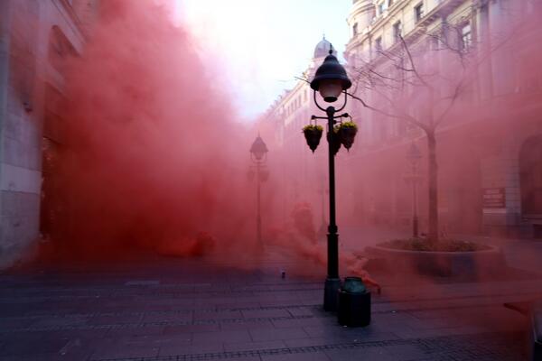 POLICIJA ZADRŽALA NEKOLIKO OSOBA IZ KNEZA! Nakon haosa sa bombama, rasplet