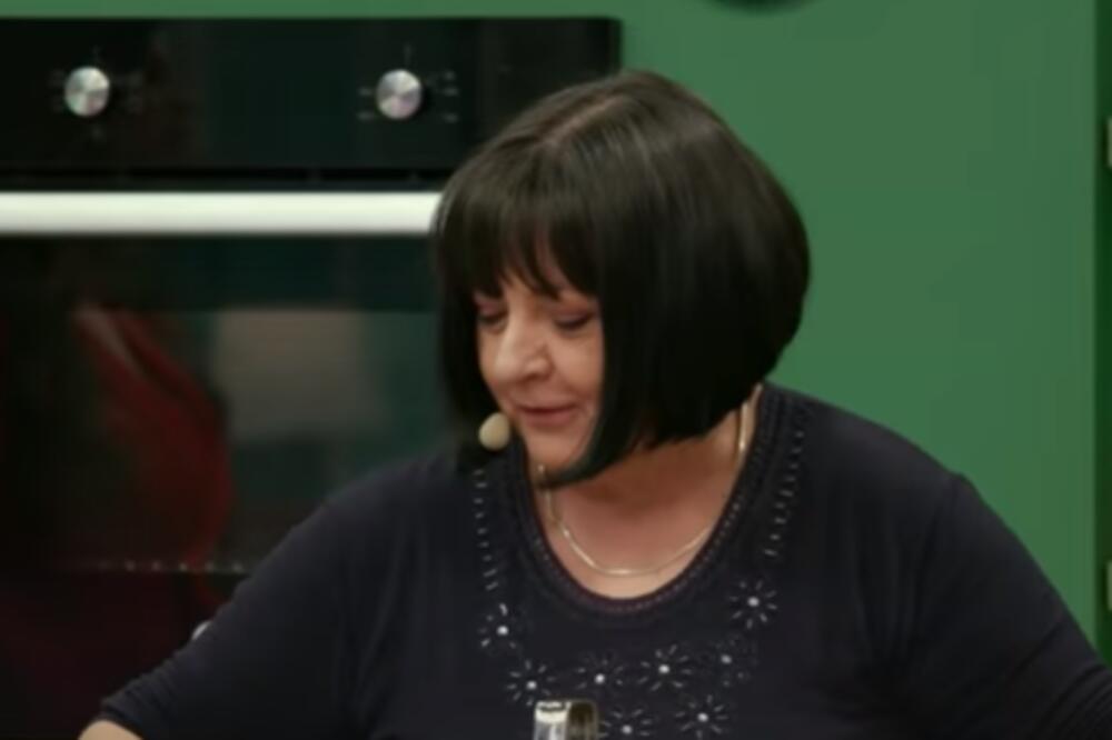 SVE JE GORELO U MAJKAMA I SNAJKAMA: Svekrva potkačila snajku, brutalno joj DOBACILA, Seka pustila GLAŠČINU! (VIDEO)