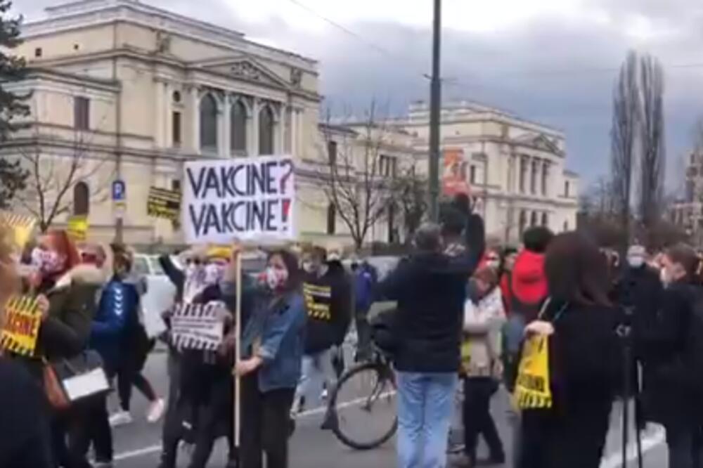 BORBA ZA ŽIVOT! ZAVRŠEN PROTEST U SARAJEVU: Aktuelnoj vlasti dat ROK DA PODNESU OSTAVKE! (FOTO/VIDEO)