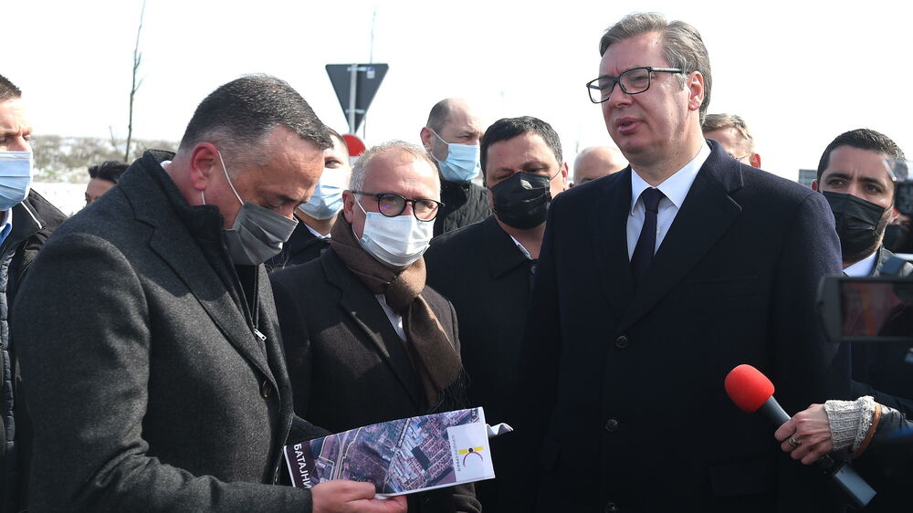 Aleksandar Vučić, Predsednik Srbije, petlja Batajnica, Batajnica