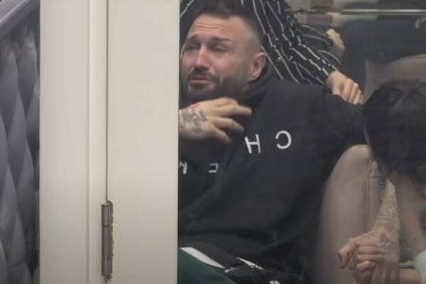 HAOS U ZADRUZI! TRESLA SE GORA, RODIO SE MIŠ: Ša osuo PALJBU po zadrugarki, nazvao je 'ZLOM BABOM!'