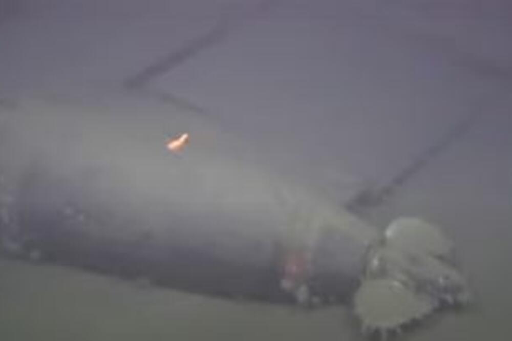 KAKO SU STRADALA 42 RUSKA PODMORNIČARA: Sa vatrom borili se pet sati u dubinama mora, a kad su izronili tragedija