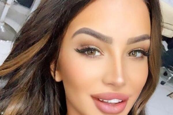 MAJA JU JE DOSLOVNO UNIŠTILA! ALEKSANDRA POKAZALA PODLIVE NA TELU NAKON STRAŠNE TUČE: Ne može više da izdrži!