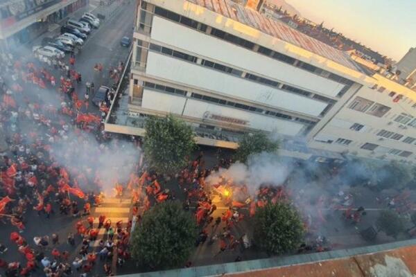 NIKŠIĆKE KOMITE ZA DANAS NAJAVILE NOVI PROTEST: "Na ovo smo naterani ponašanjem KRIVOKAPIĆA"!