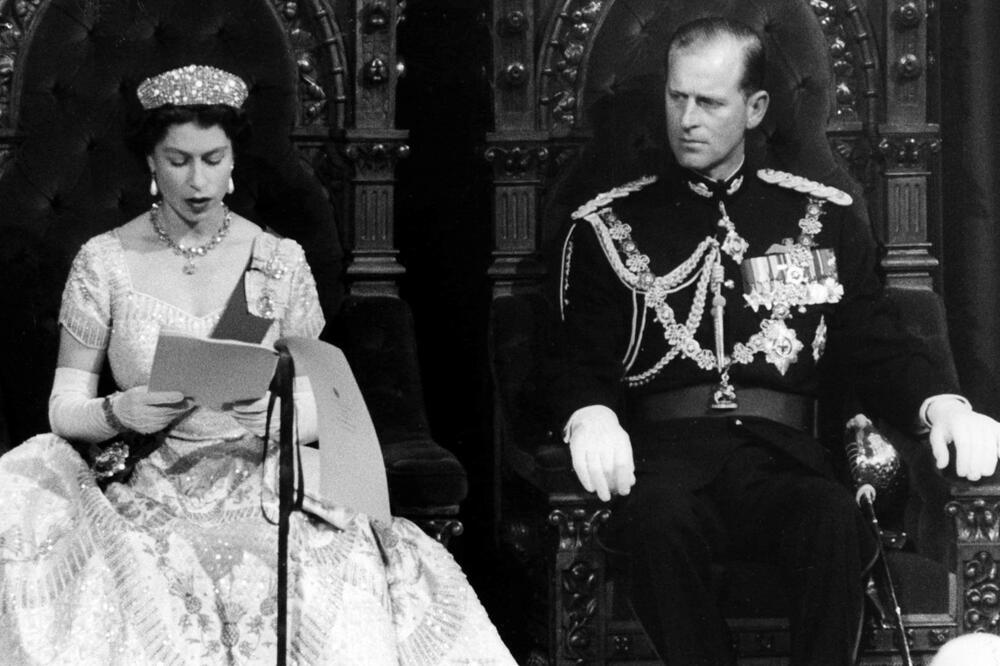 ELIZABETA JE PRINCA FILIPA UPOZNALA KADA JE IMALA SAMO 8 GODINA: On je za OVO rekao da je najvažniji ZAČIN u braku!