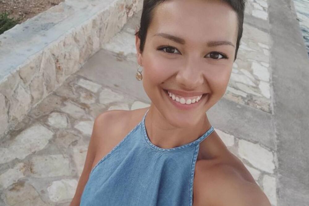 TRAGEDIJA, TUGA DO NEBA: Umrla manekenka Adela Klobučar, imala je samo 28 godina! Stravično...