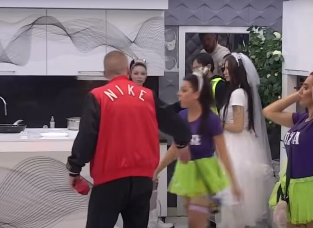 Marko Janjušević Janjuš, Maja Marinković